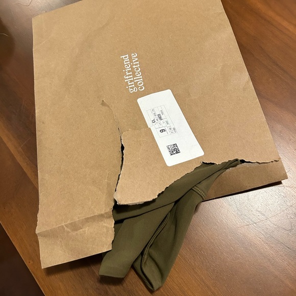 Brand New Size Small Girlfriend Collective Bike Shorts - Picture 3 of 5